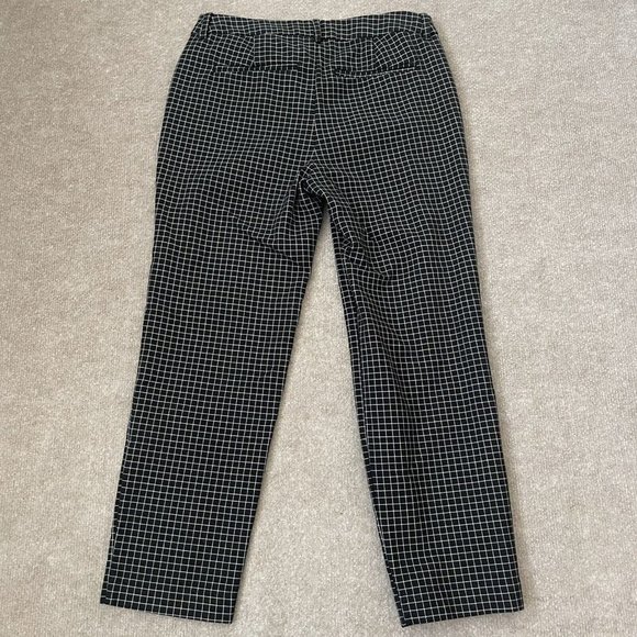 Old Navy Crop Pants Womens 2 Black White Plaid Harper Stretch Casual 24" Inseam - Picture 9 of 11
